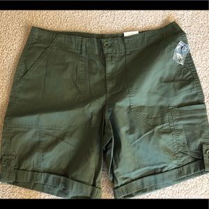 New never worn Terra Skye shorts